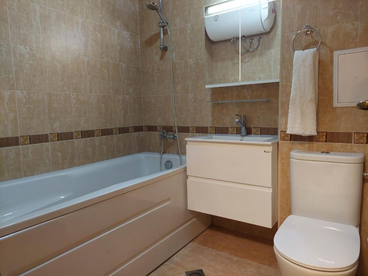 Monteverde Ski Lift Apartment Bansko Bagian luar foto