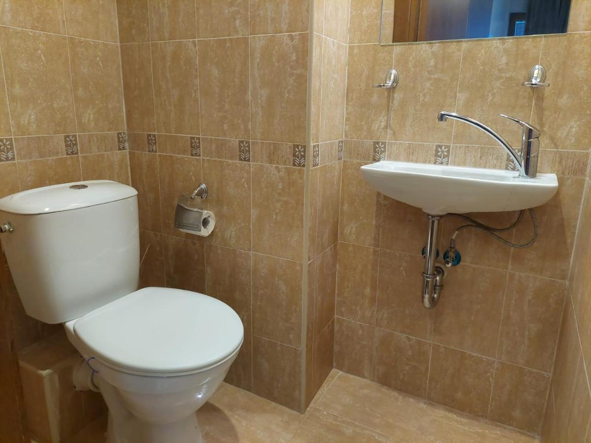 Monteverde Ski Lift Apartment Bansko Bagian luar foto