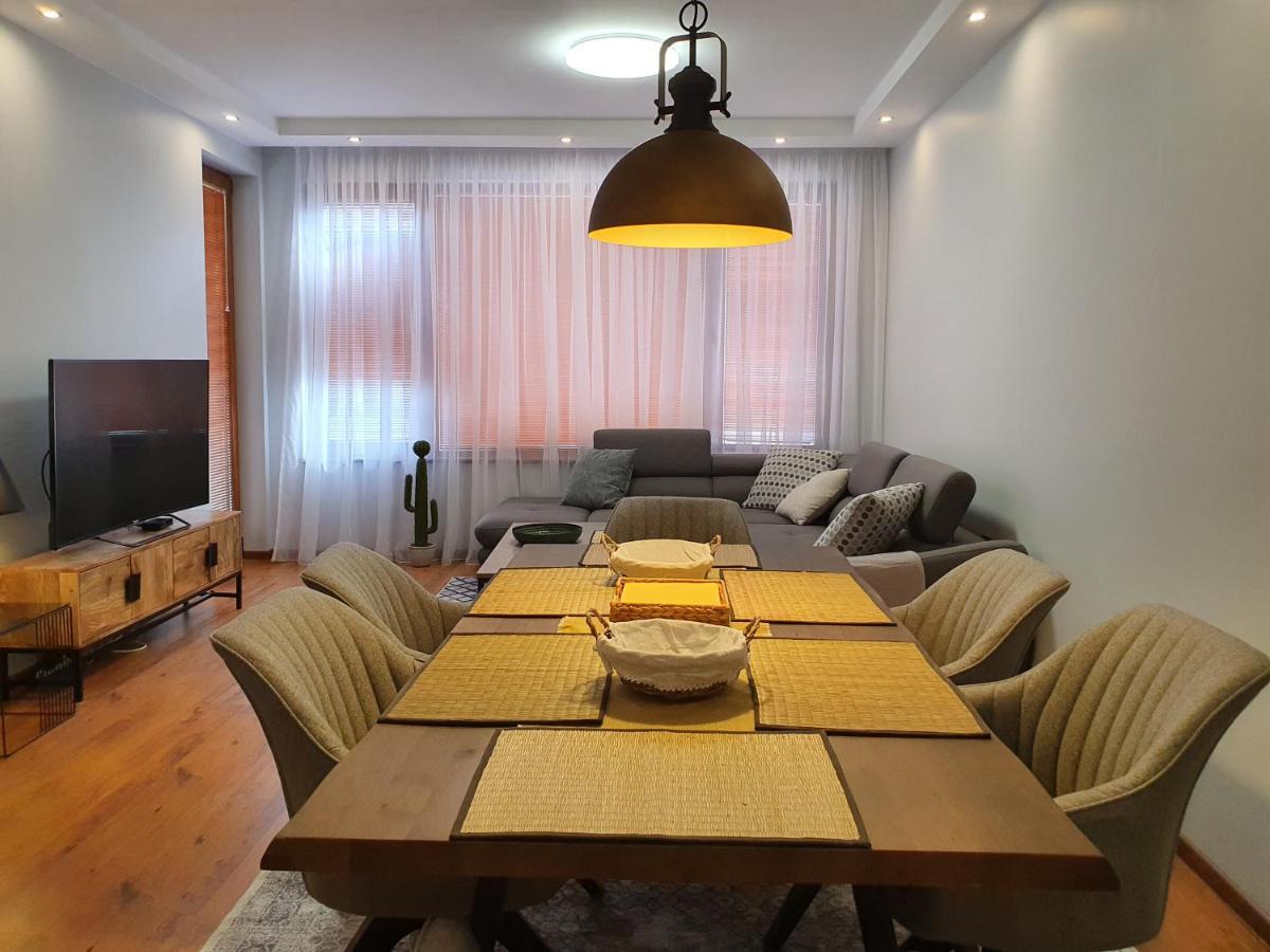 Monteverde Ski Lift Apartment Bansko Bagian luar foto